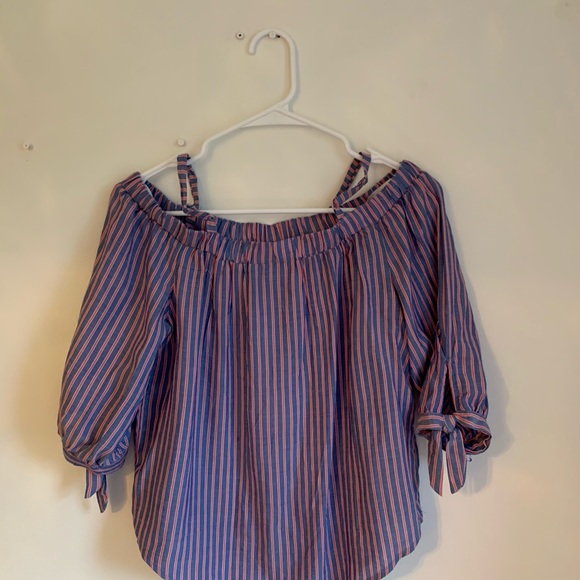 Off the shoulder stripped half sleeve - Picture 3 of 3